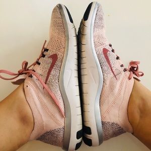 Nike Knit Sneakers